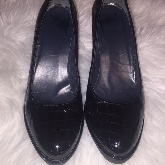 ❤️ Stuart Weitzman black high heel/pump ❤️ - Picture 3 of 8